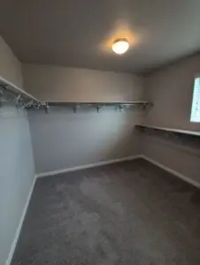 Closet Rod Support Installation in Fort Lupton