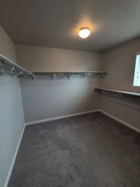 Closet Rod Support Installation in Fort Lupton